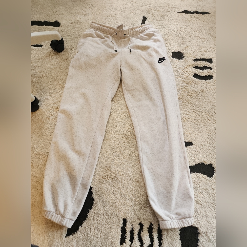 Nike light Heather Grey sweats Size S